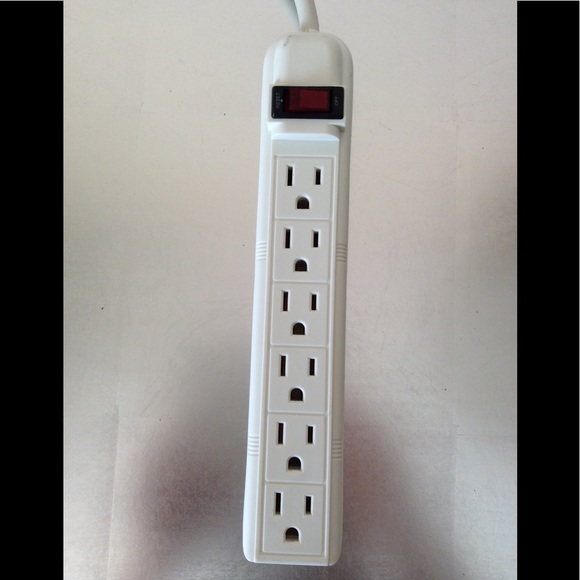 6-Outlet Power Strip with 5 ft. Cord (Gift with Purchase) - Picture 3 of 9